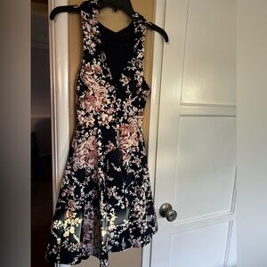Floral Sleeveless Dress - Black and Pink